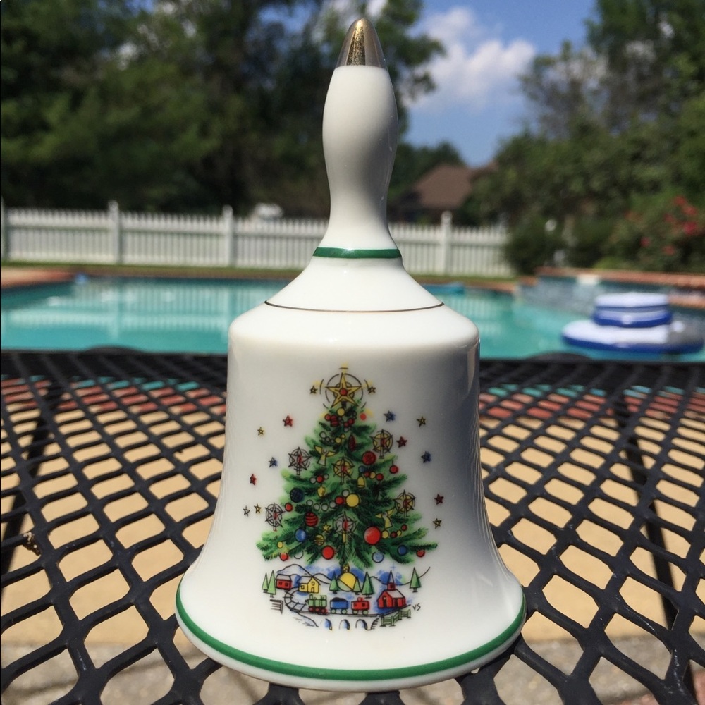 Vintage Mid-Century Salem China Holiday Bell